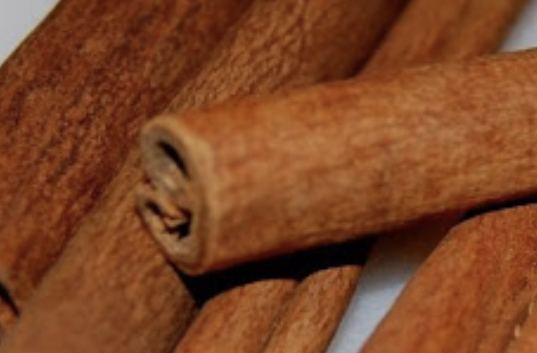 Drink Clove and Cinnamon Water Every Day and See What Happens to Your Body (Powerful Drink)