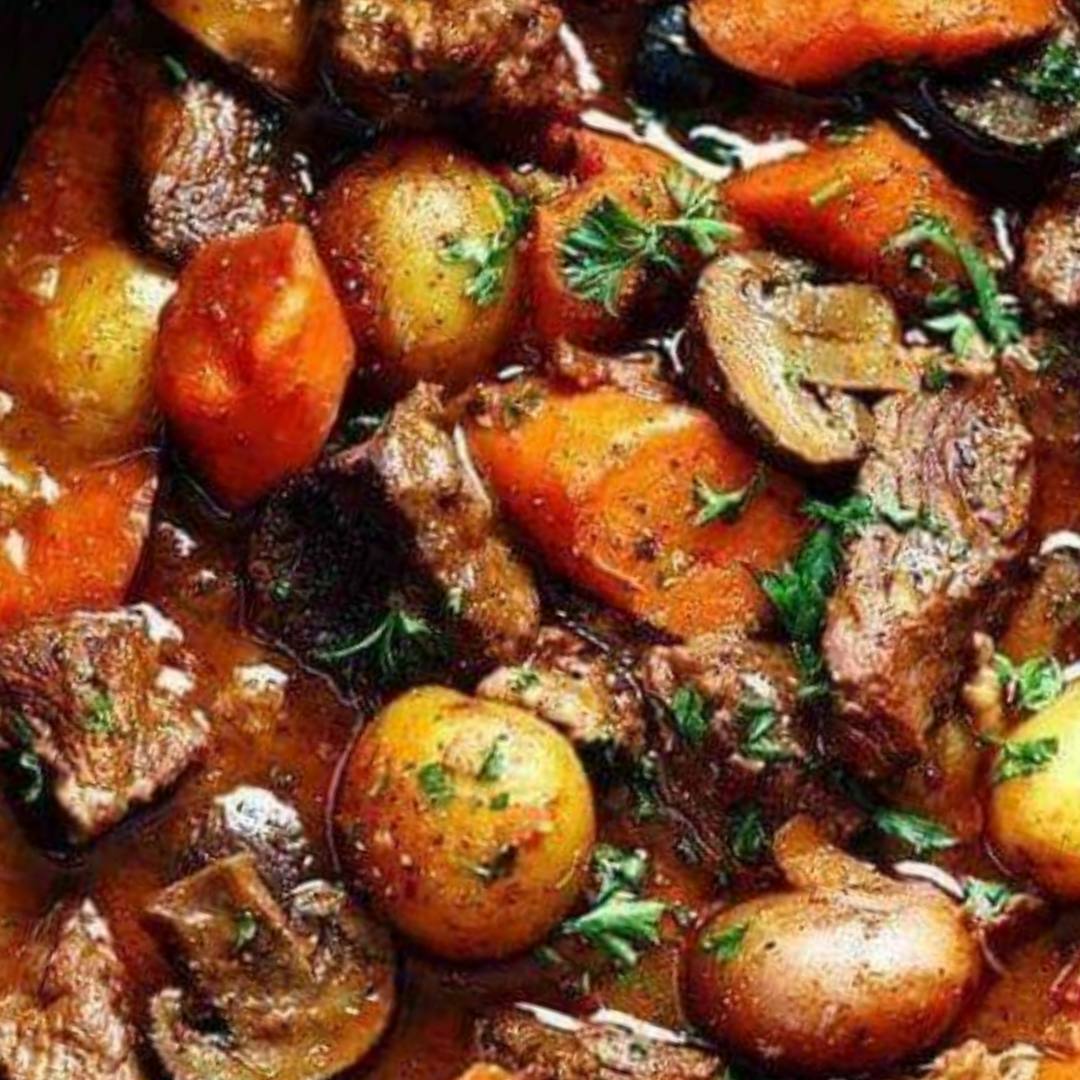 Slow Cooker Beef Bourguignon