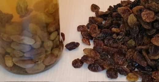 Unlock the Health Benefits of Raisin Water: A Simple Daily Ritual