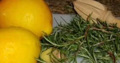 The Most Effective Natural Remedy to Clear Your Lungs: Lemon, Ginger, and Rosemary