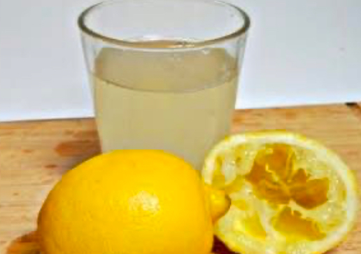 The Refreshing Benefits of Drinking Lemon Water in the Morning