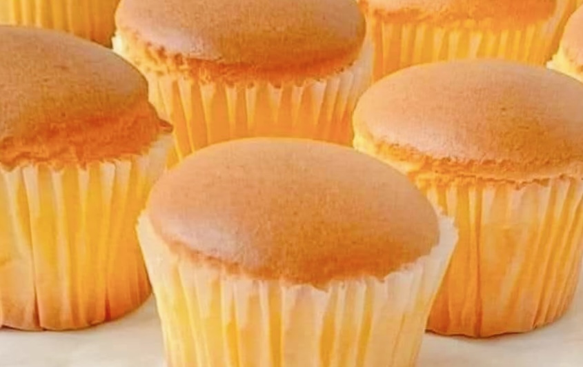 Fluffy Japanese Cotton Cheesecake Cupcakes