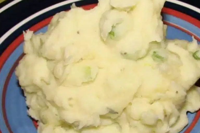 Reason Why You Should Not Boil Mashed Potatoes in Water!